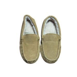 NEW WITHOUT TAGS Very Nice MEN PACAS SLIDE ON SLIPPERS size 8 NO TAGS